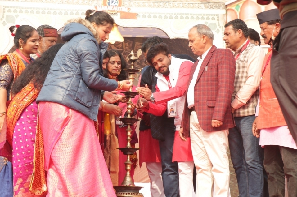 उत्तराखंड महाकौथिग का विधिवत रूप से शुरुआत. रंगारंग कार्यक्रम से झूम उठा नोएड़ा 